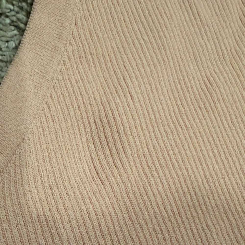 Blush Ribbed Tank Top - Picture 2 of 4